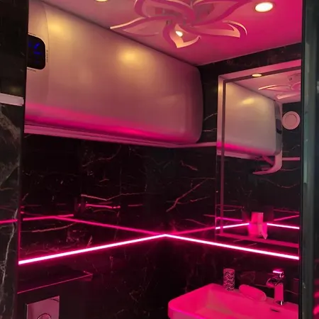 240 Magnifique Deluxe Hammam Vue