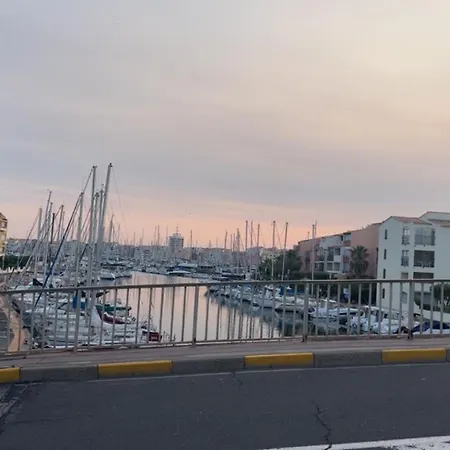 240 Magnifique Deluxe Vue Apartamento Agde